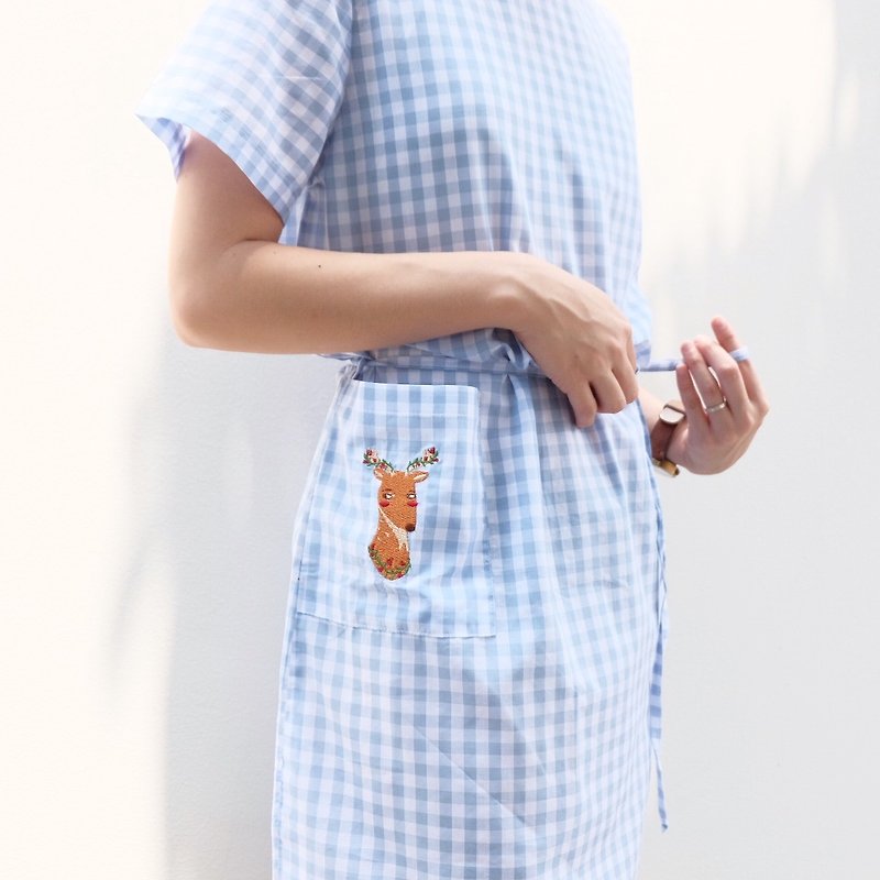 Summer Dress - Rose Deer Embroidered - 連身裙 - 其他材質 藍色