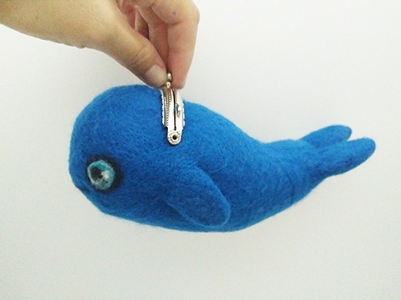Wool felt animal mouth gold marine series - whale made in Taiwan limited edition manual - อื่นๆ - ขนแกะ สีน้ำเงิน