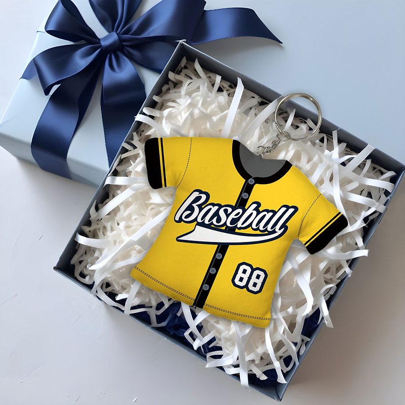 [Customized jersey keychain/charm] Team commemorative gifts can be customized with pictures and designs. - Keychains - Other Man-Made Fibers Yellow
