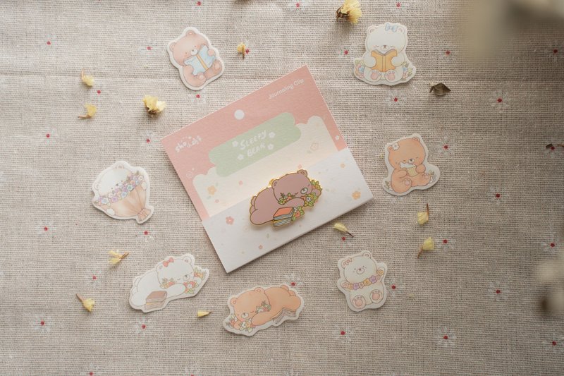 Sleepy Bear Enamel Journaling Clip - 其他 - 銅/黃銅 