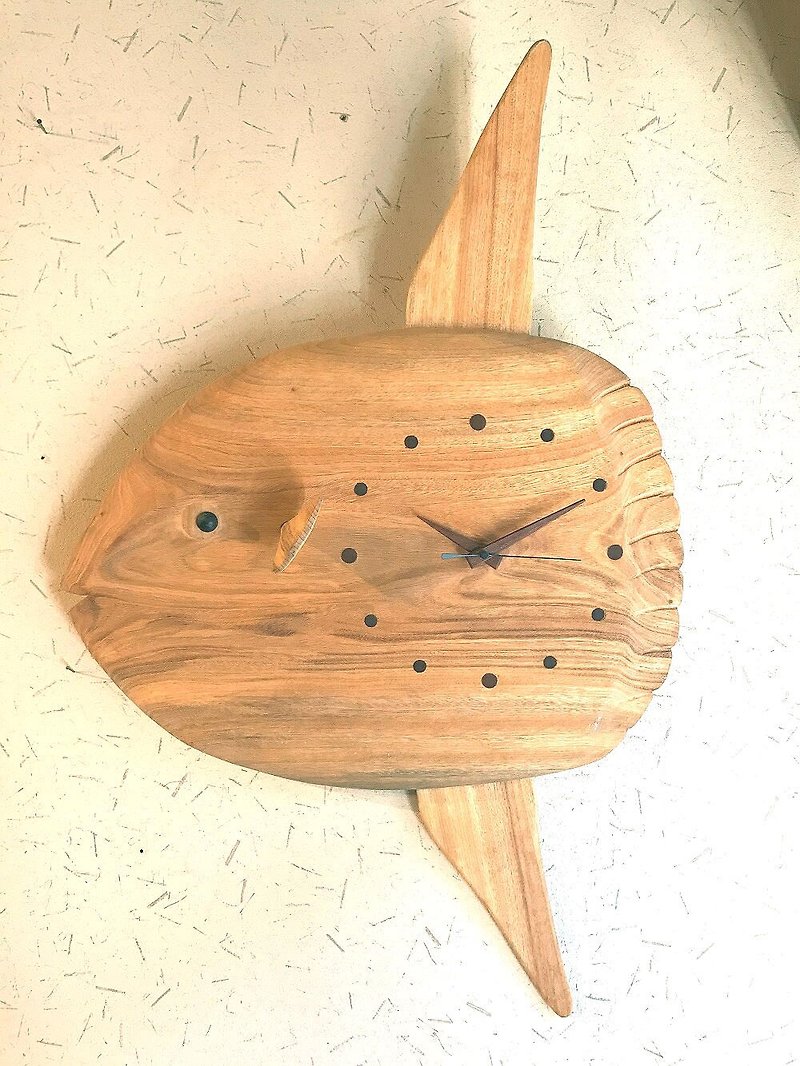 Wall clock of a sunfish - Clocks - Wood Khaki