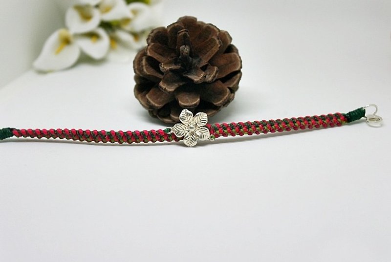 Hand-knitted silk Wax thread X silverware _ colorful flowers // You can choose your own color // - สร้อยข้อมือ - ขี้ผึ้ง สีแดง