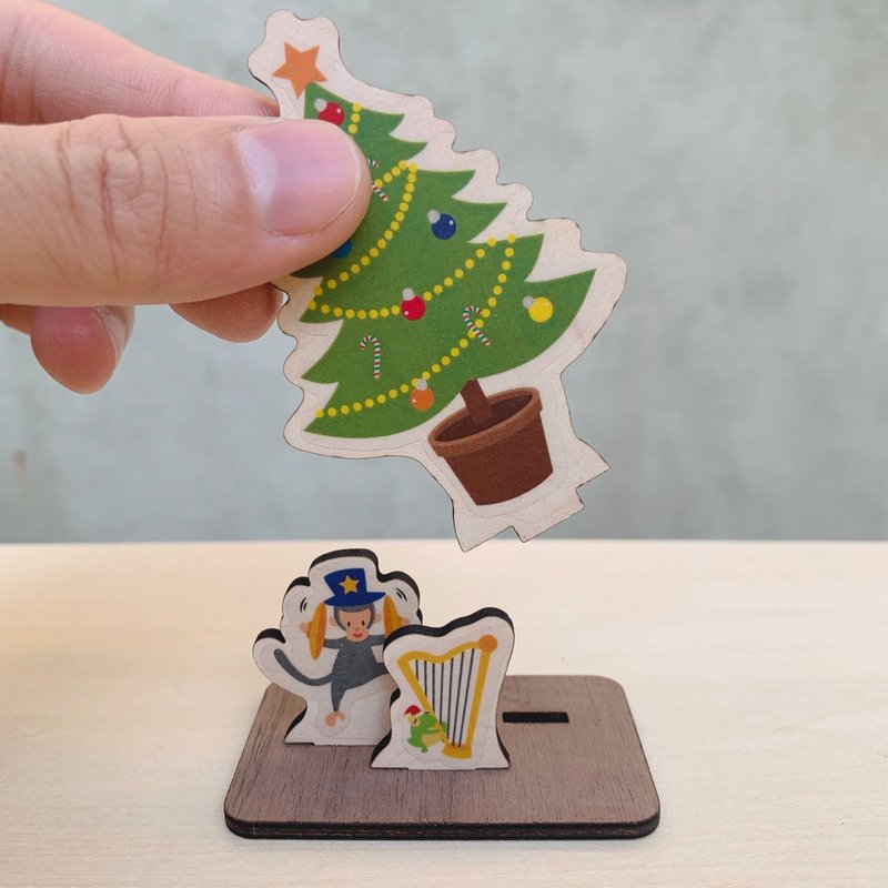 Taiwan’s unique animal Christmas ornaments/can be used as cute business card holders - Card Stands - Wood Multicolor