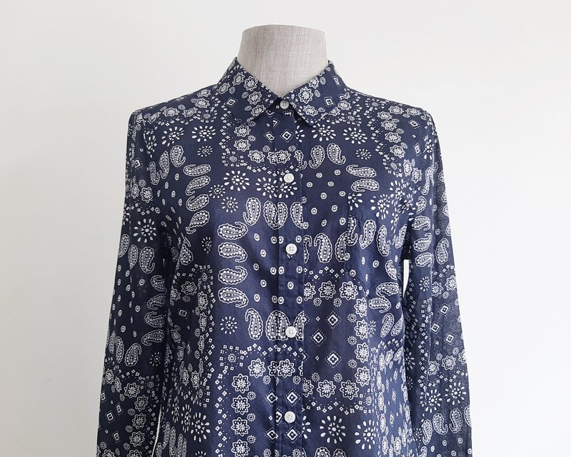 XS Vintage OLD NAVY Navy Blue Paisley Print Shirt Womens Long Sleeve Cotton Top - 女上衣/長袖上衣 - 棉．麻 藍色