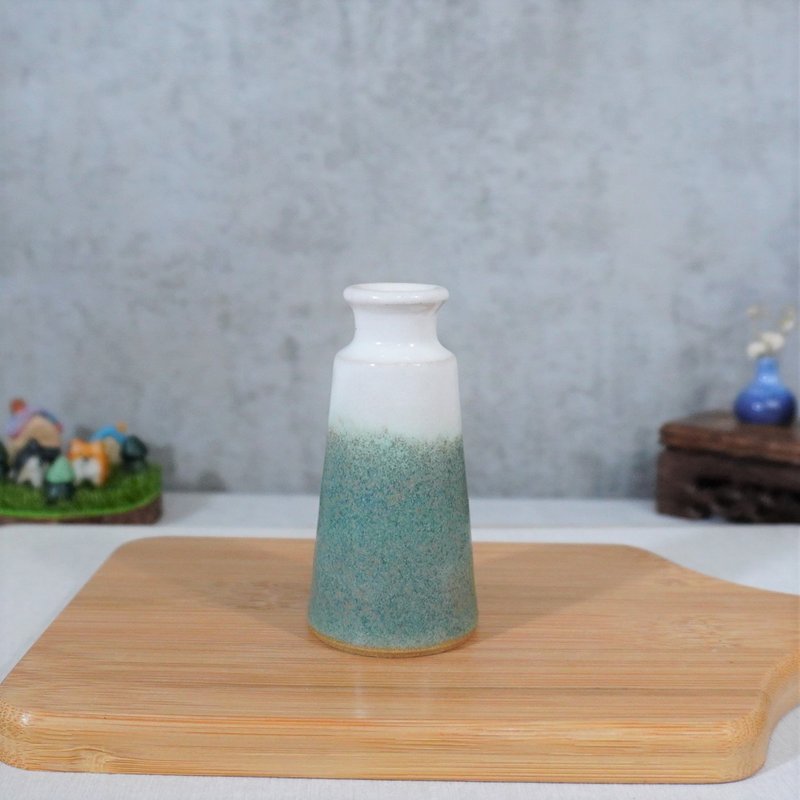 湛青小高腰花瓶-約8.5CM - 花瓶/花器 - 陶 多色