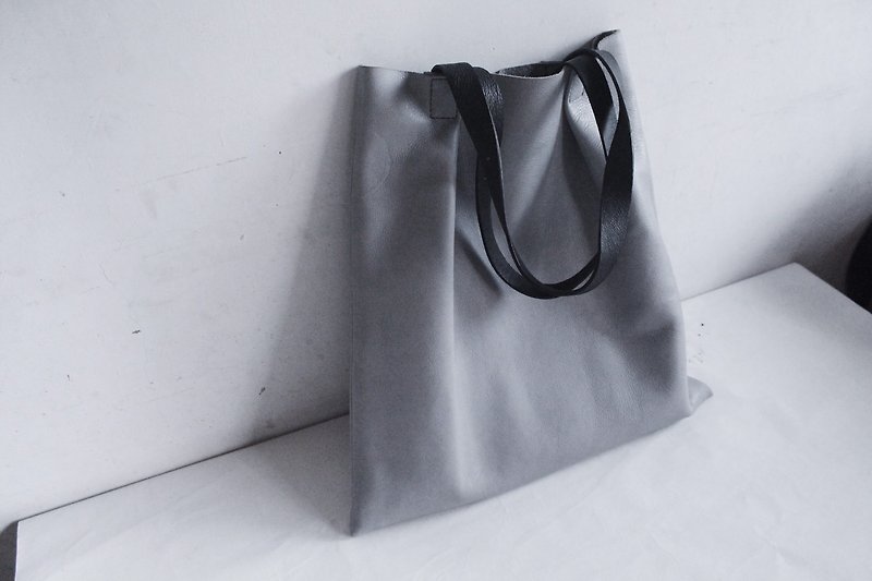 HUANGS 艸一田人简约 gray leather tote bag shoulder bag handbag - Wallets - Genuine Leather 