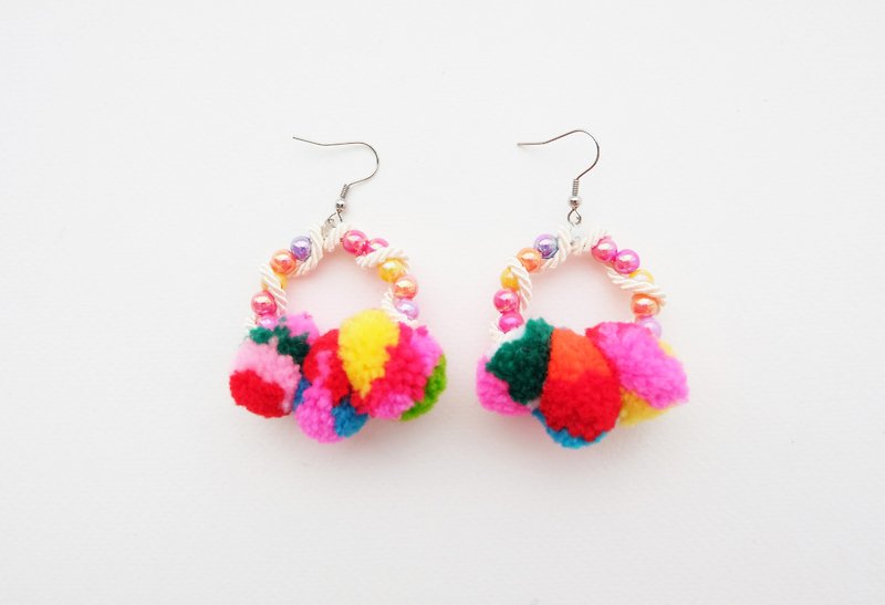 Colorful pompom beaded-earrings with cream rope - 耳環/耳夾 - 其他材質 多色