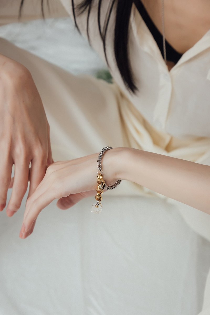 Xi-Asai Stone Awakening Hanging Bracelet - Joint Model - Bracelets - Crystal Transparent