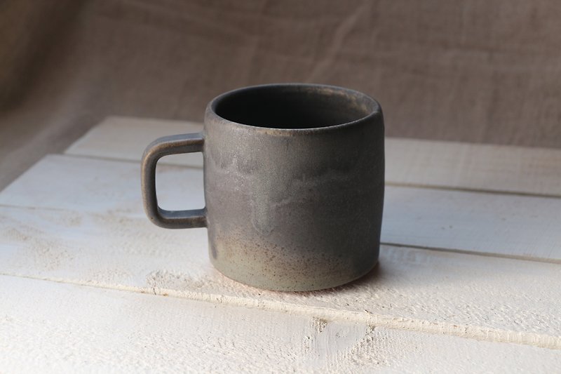 Warm Containing Light NO.4 Mug Coffee Cup Ceramic Cup - แก้วมัค/แก้วกาแฟ - ดินเผา 