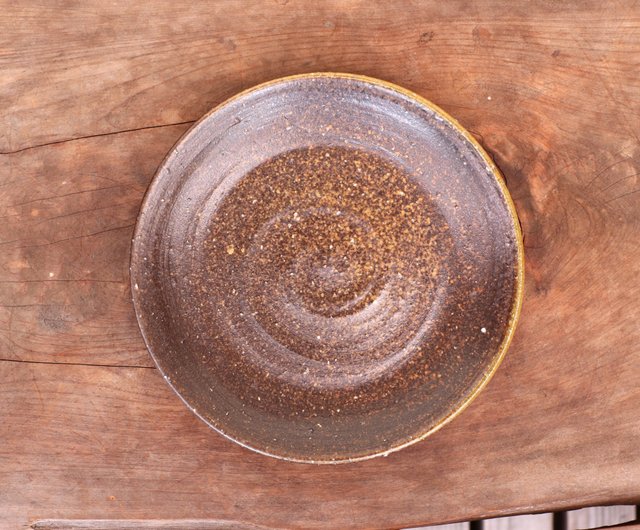 備前焼 皿(19.5cm) sr3-081 - ショップ 宗兵衛窯 皿・プレート - Pinkoi