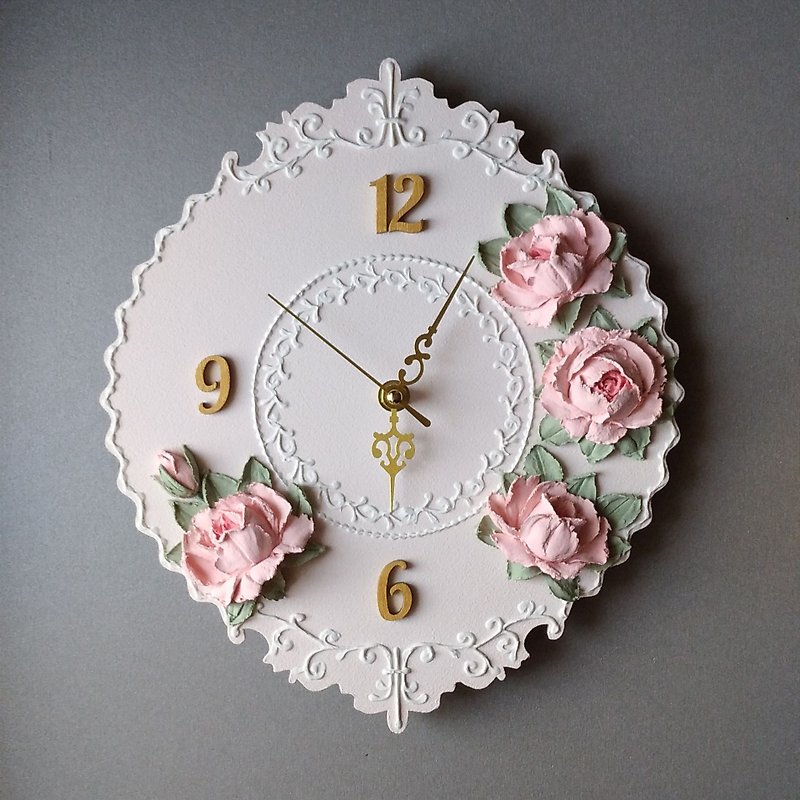 掛鐘 Pink small wall clock with pink roses in vintage style Silent wall clock - Clocks - Wood Pink