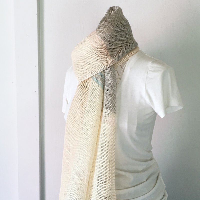 【Belgian linen & hemp: all season】 Unisex: hand-woven stole "White & Pink Mix" - ผ้าพันคอ - ผ้าฝ้าย/ผ้าลินิน ขาว