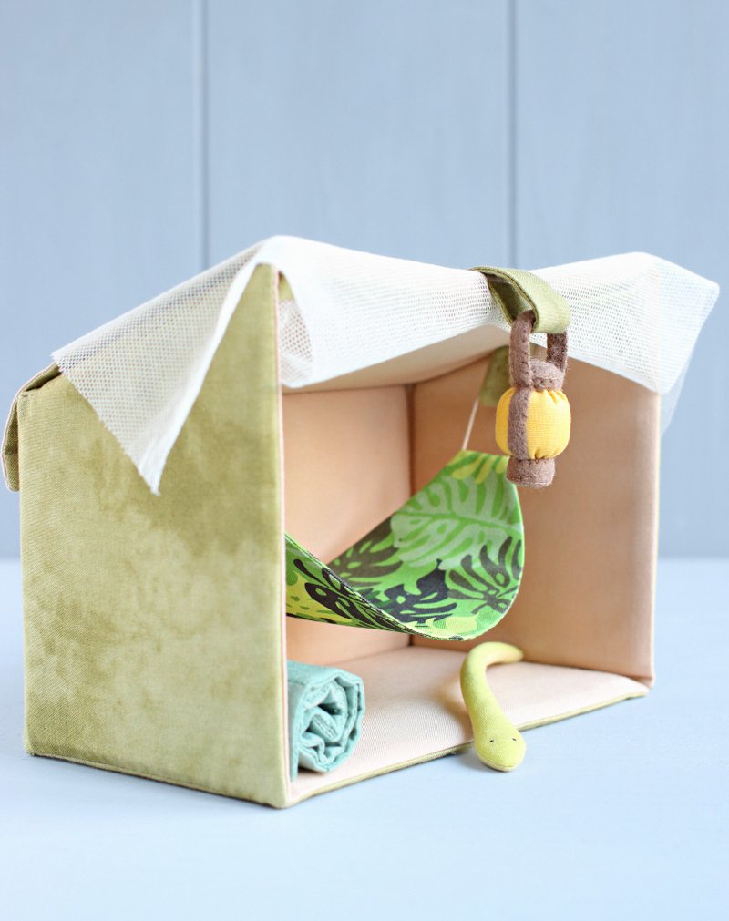 PDF Safari Tent with Hammock and Sleeping Bag for Mini Doll Sewing Pattern - 手工藝教學/工具書 - 其他材質 