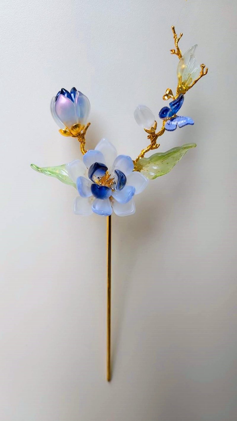 Ancient style glazed series [beauty under the moon] ~ white epiphyllum hairpin - Hair Accessories - Glass White