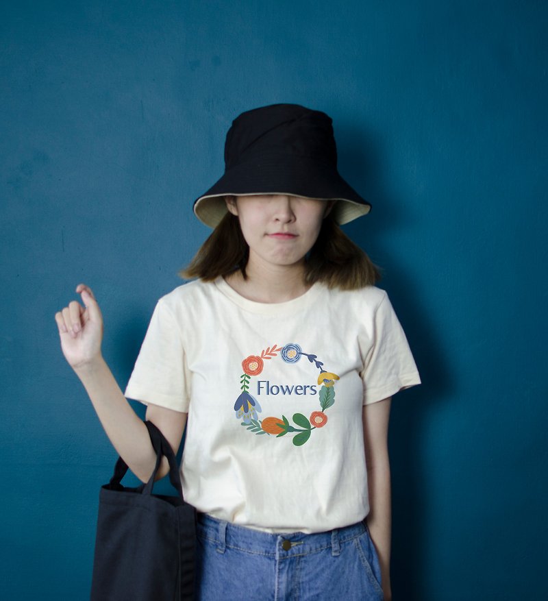[Customized gift] Huaxian Meimei brand women's short-sleeved T-shirt - Women's T-Shirts - Cotton & Hemp White