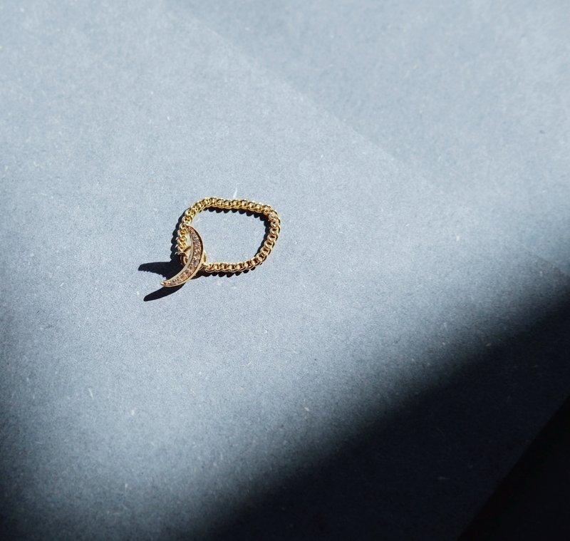 The moon chain ring 18K Bronze plated gold - แหวนทั่วไป - ทองแดงทองเหลือง สีทอง