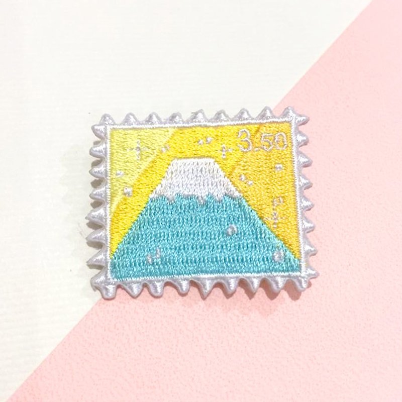 Dog clip star / original embroidery pin / stamp Fuji mountain - เข็มกลัด - งานปัก 