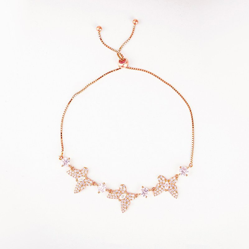 AMARA 煌めくゴールドバタフライブレスレット モアッサナイト 誕生日 バレンタイン クリスマス 結婚祝い ギフト - ブレスレット - その他の素材 