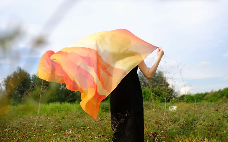 Rust and Stardust Cotton Silk Scarf (Amber), Gradient Scarf, Mountainscape - 絲巾 - 棉．麻 紅色