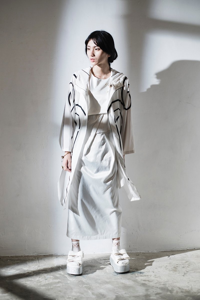 JUBY CHIU / 白色立裁洋裝 - 連身裙 - 紙 白色