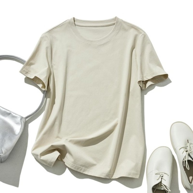 I've been searching for a cool and refreshing short-sleeved T-shirt made from cotton fabric, which I'm proud of. Beige 240521-2 - Women's Tops - Cotton & Hemp 