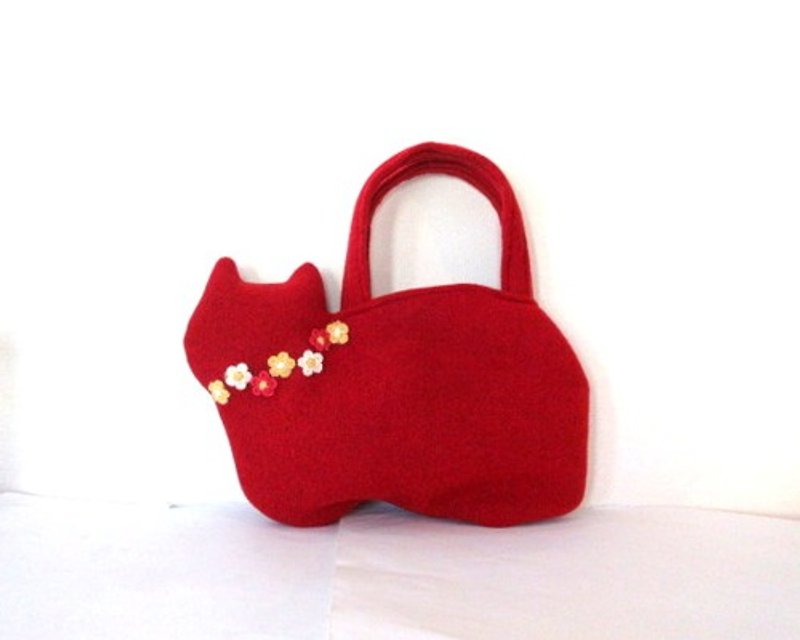 Flower necklace cat bag *Cardinal red B - กระเป๋าถือ - ผ้าฝ้าย/ผ้าลินิน 