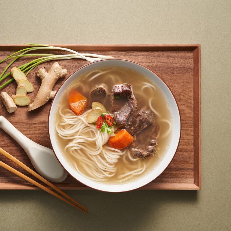 賈以食日 秘製清燉牛肉麵 (單盒) - 拌麵/麵條/米粉 - 新鮮食材 白色