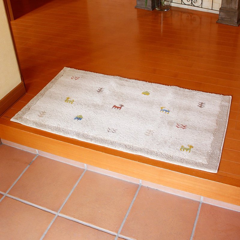 日本OKA 日製游牧民族風威爾頓編織玄關地墊-60x110cm - 地墊/地毯 - 其他人造纖維 卡其色