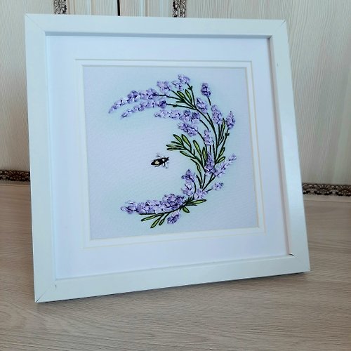 Embroidery Dreams 繡圖 Embroidered picture with lavender , ribbon embroidery gift