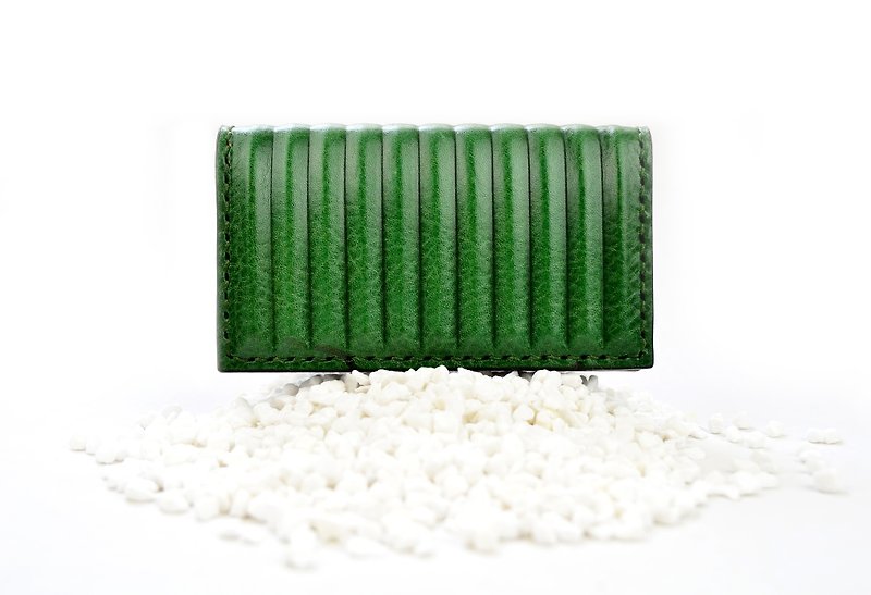 Three-dimensional leather grain business card holder-straight grain (forest green) - ที่เก็บนามบัตร - หนังแท้ สีเขียว