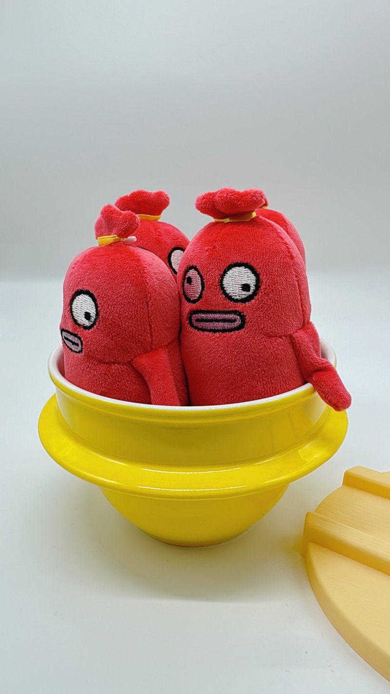 Mini intestine doll doll charm can be purchased with a PVC baby bag - ตุ๊กตา - เส้นใยสังเคราะห์ สีแดง