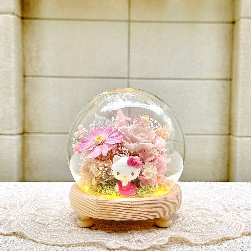 Hello Kitty/Eternal Flower/Dry Flower/Night Light/Round Glass Cup/Glass Cover/Flower Ceremony - ช่อดอกไม้แห้ง - พืช/ดอกไม้ หลากหลายสี