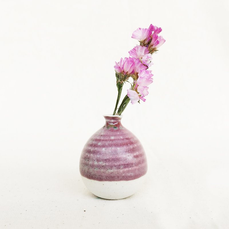 Handmade Ceramic Mini Vase - Copper Red - ตกแต่งต้นไม้ - เครื่องลายคราม สีม่วง