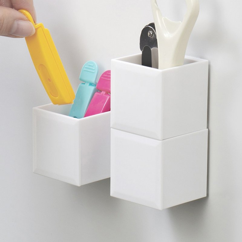 Japanese INOMATA Japan-made square magnetic suction wall-mounted storage box-3 in-various options - Storage - Plastic White