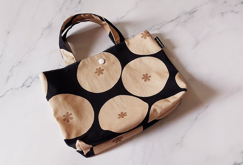 Leodoodoo [Lightweight Small Square Bag] Black with light Brown-simple outing bag-walking bag-handbag - กระเป๋าถือ - ผ้าฝ้าย/ผ้าลินิน 