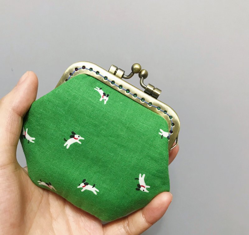 Green puppy puppy mouth gold bag/loose Silver - กระเป๋าใส่เหรียญ - ผ้าฝ้าย/ผ้าลินิน สีเขียว