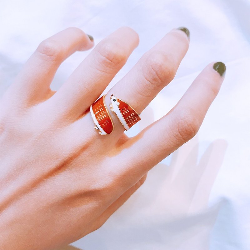 Hedgehog finger ring - แหวนทั่วไป - วัตถุเคลือบ สีนำ้ตาล