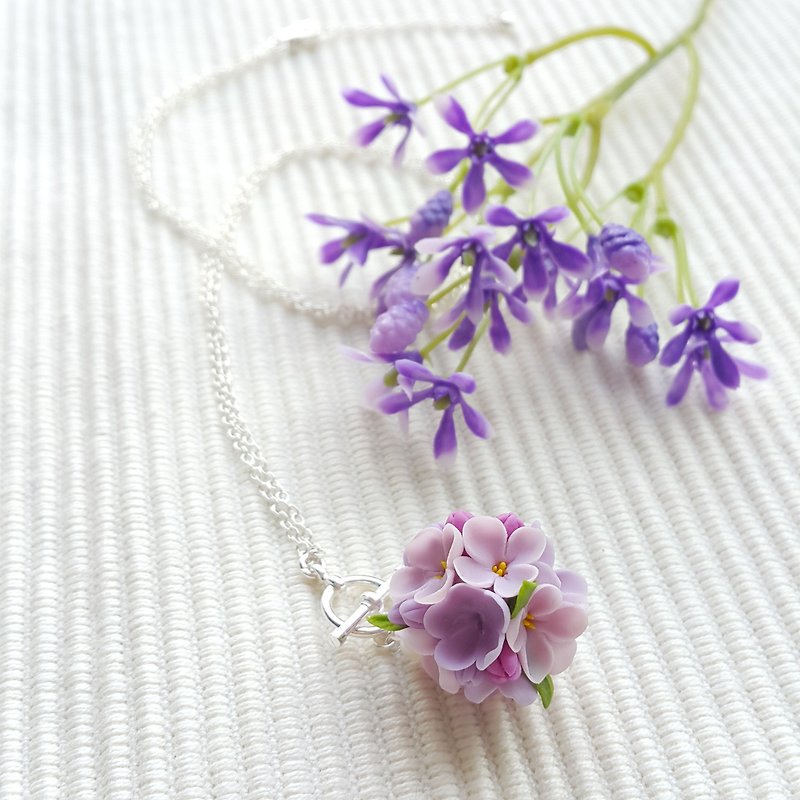 Lovely Clay Flower Necklace (Purple) - สร้อยคอ - วัสดุอื่นๆ สีม่วง