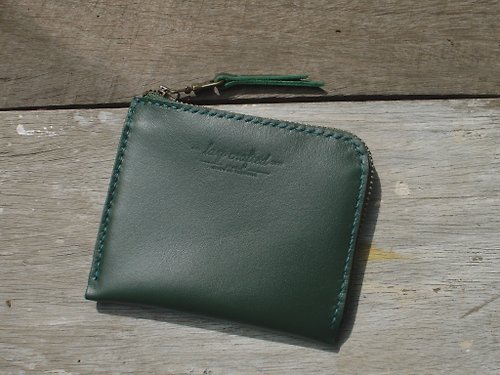 laycraftedstudio Zipper wallet (green color)