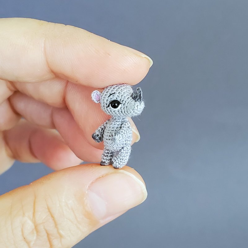 Extremely micro rhinocerous. Dollhouse miniature. Doll pet. Microtoysby. - 公仔/玩偶 - 棉．麻 灰色