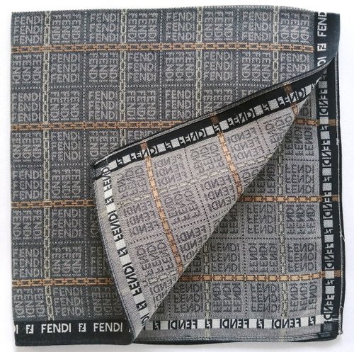 E.T. ハンカチ　ヴィンテージ フェンディ ヴィンテージ ハンカチ ポケットチーフ クリスマス