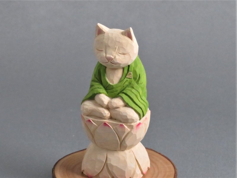 木彫りの座禅猫　袈裟を着た猫仏さま　仏像ねこ031121 - 裝飾/擺設  - 木頭 白色