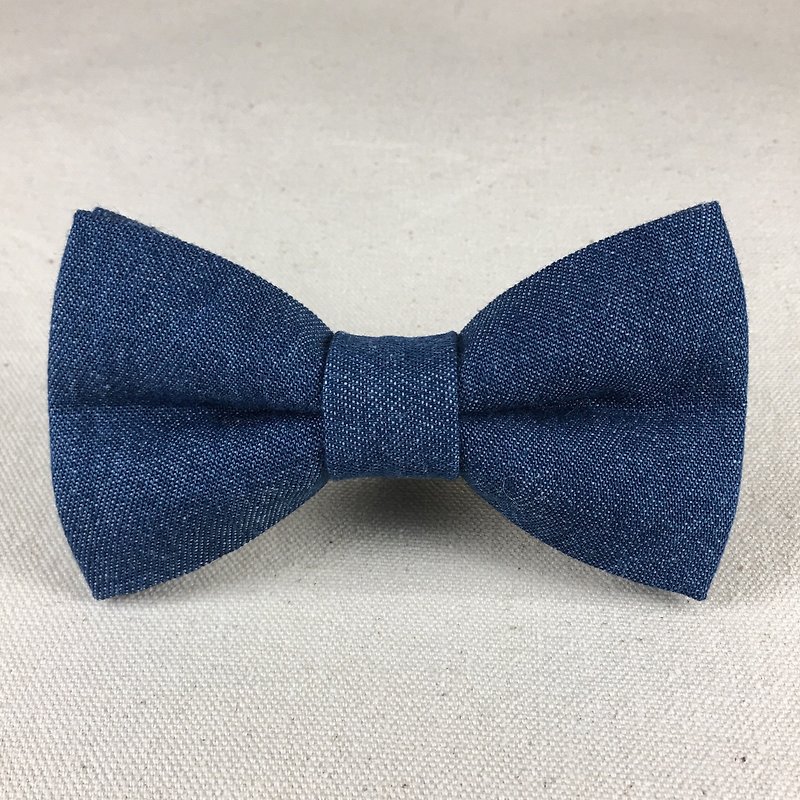 Mr. Tie Hand Made Bow Tie No. 104 - เนคไท/ที่หนีบเนคไท - ผ้าฝ้าย/ผ้าลินิน สีน้ำเงิน