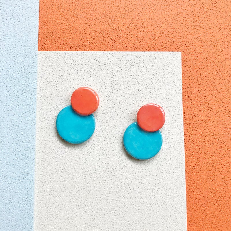 Round Contrast Ears - Handmade / Hand Drawn Earrings - Earrings & Clip-ons - Other Materials Multicolor