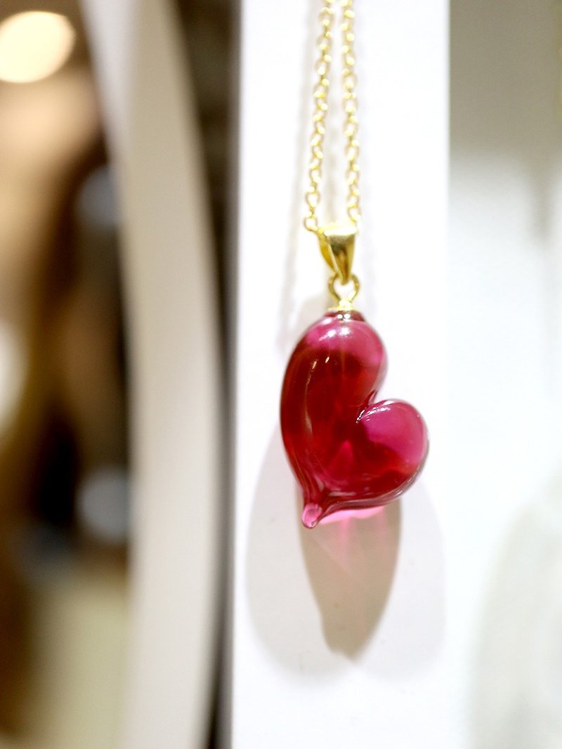 CUORE necklace - Ruby red - Chokers - Glass Red