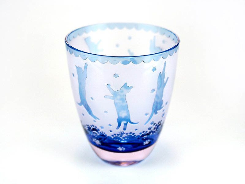 跳び猫のカーブグラス【天薄紅】 - 急須・ティーカップ - ガラス 多色