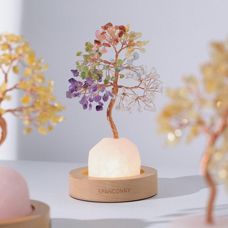 能量之森 | 彩色天然水晶許願樹 (搭配櫸木燈座) - 擺飾/家飾品 - 水晶 多色