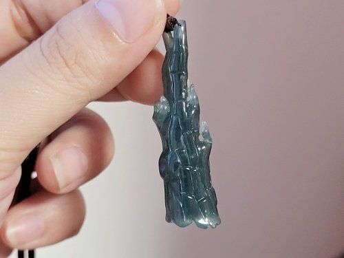 螺絲帽帽工作室 【親翠】天然翡翠 冰瓜地馬拉枯木逢春意境項鍊 | 枯木漂流木藝術