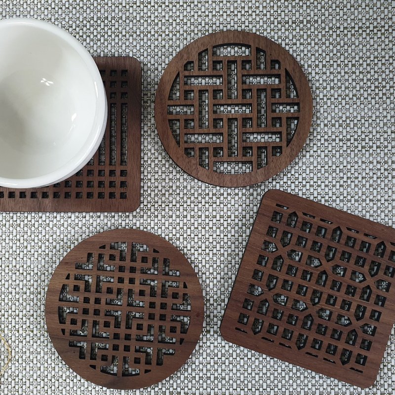 Korean traditional pattern coaster - gwigabsal( Walnut) - ที่รองแก้ว - ไม้ สีนำ้ตาล