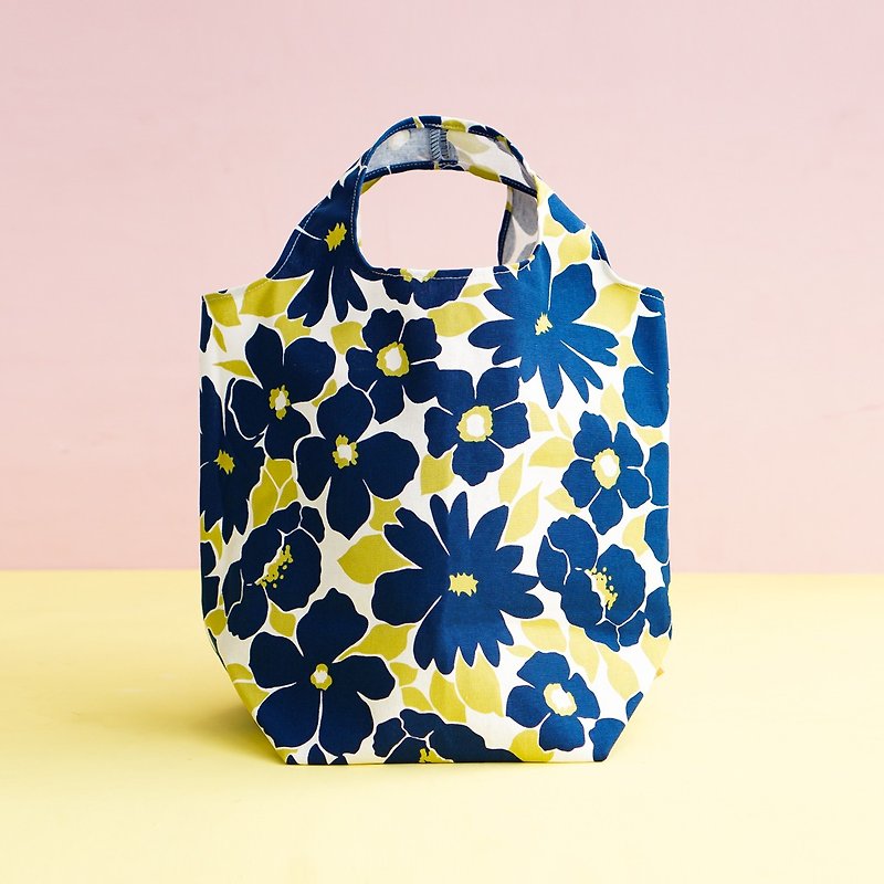 Popular new year gift big breakfast bag blue flowers - Beverage Holders & Bags - Cotton & Hemp Blue